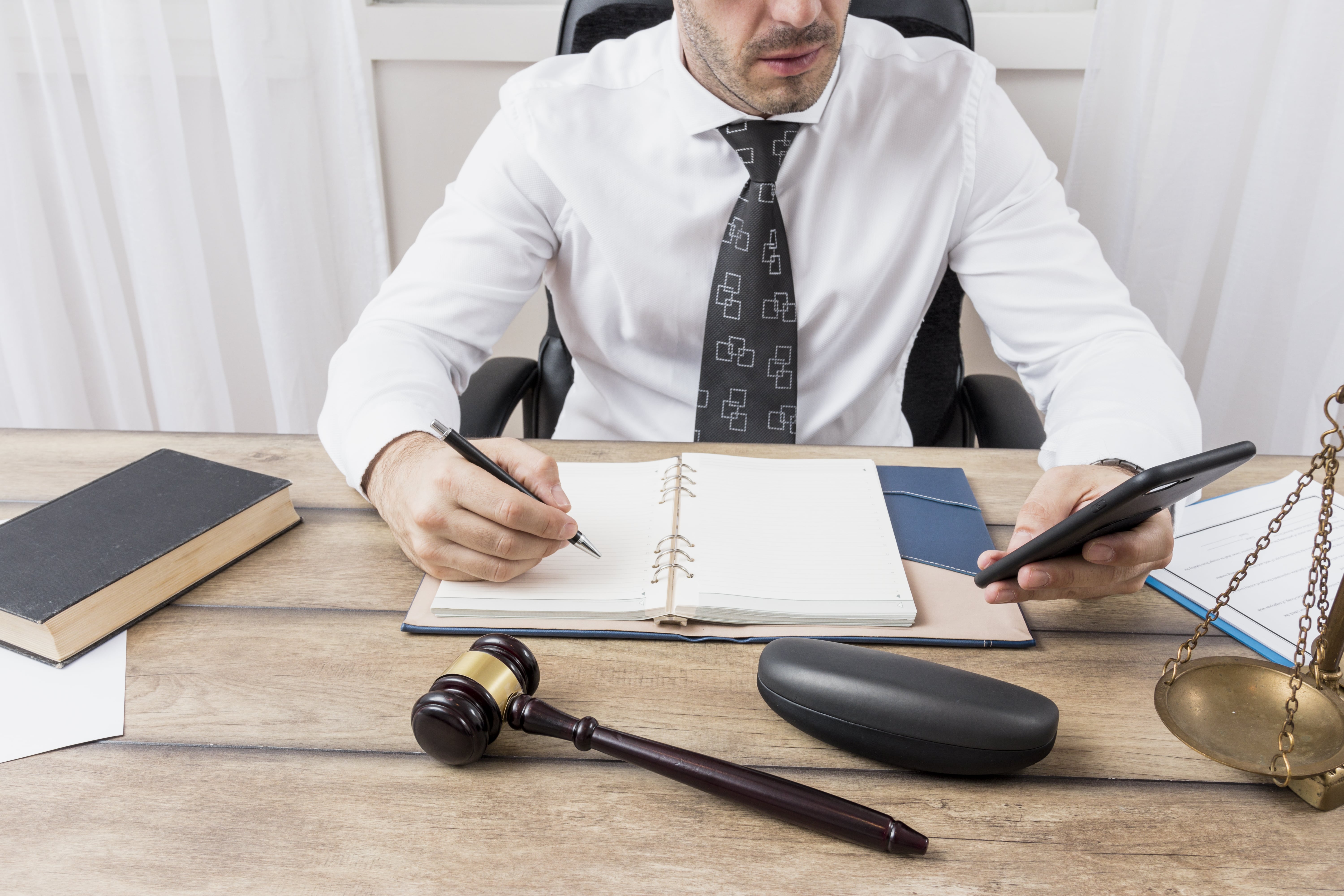Facilitating Academic Achievement: The Contributions of Corporate Law Assignment Help for Students in Australia Facilitating Academic Achievement: The Contributions of Corporate Law Assignment Help for Students in Australia